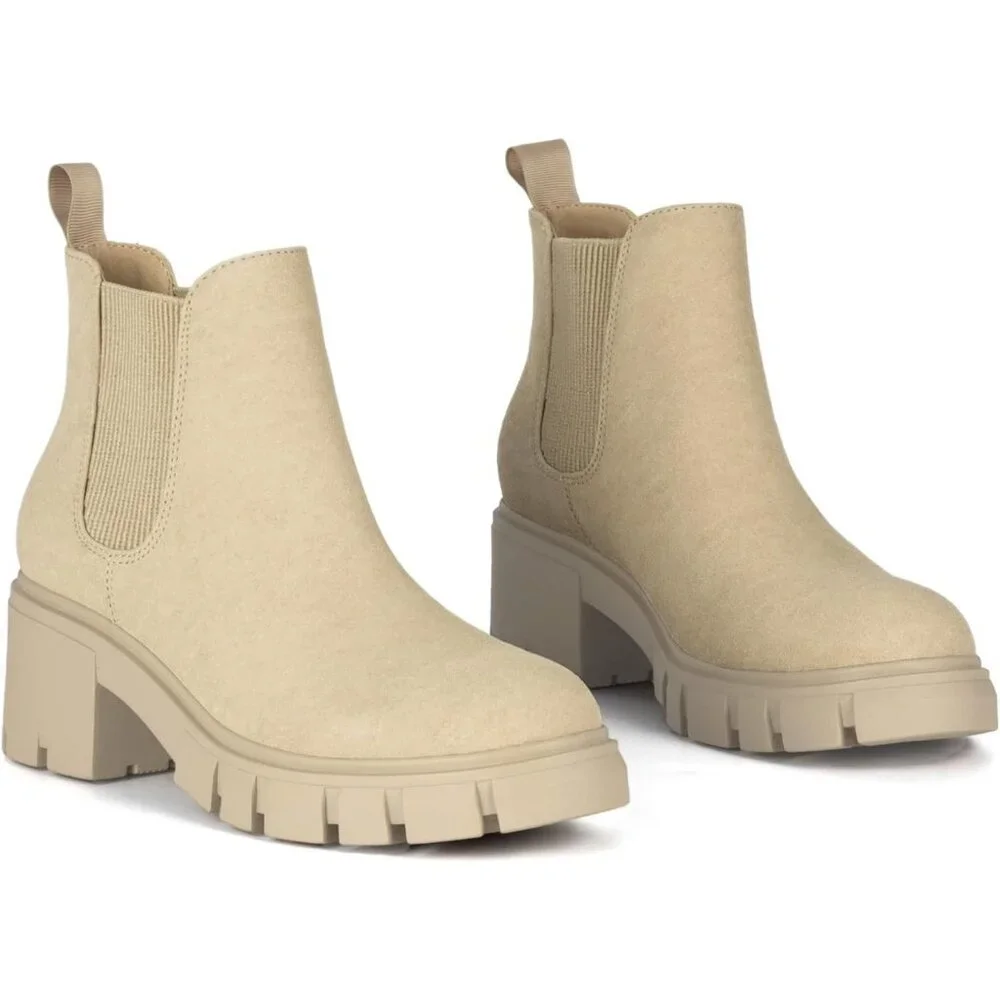 Women's Chelsea Boots Fashion Lug Sole Chunky Heel Slip on Ankle Booties Apricot